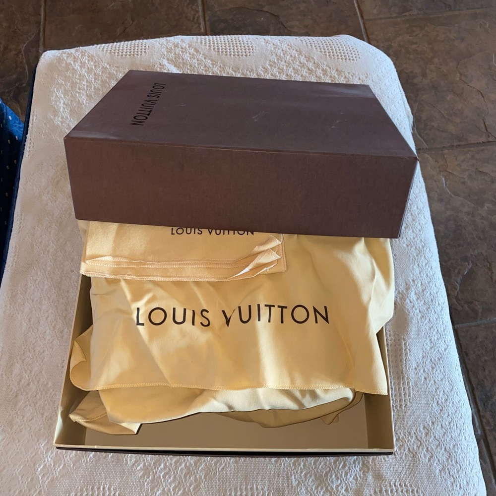 Louis Vuitton Monogram Vernis Mirada Shoulder Bag